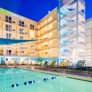 Express & By Ihg Hotel Nassau