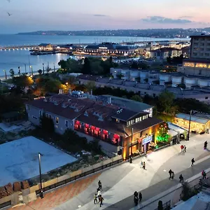 Otel Turkuaz, İstanbul
